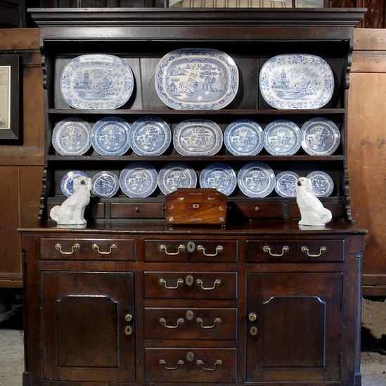 Welsh dresser