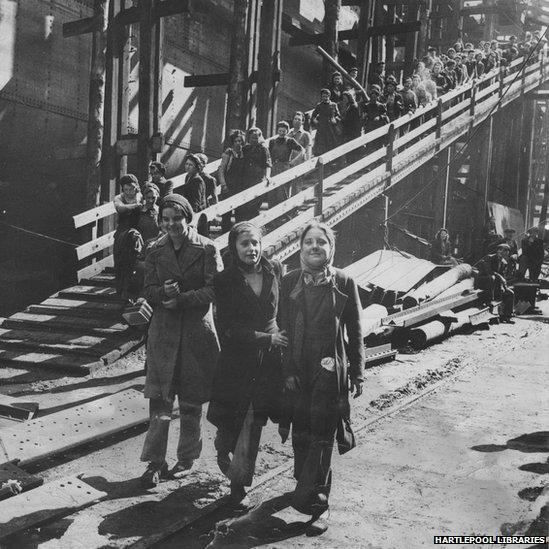 Women working at Gray's Shipyards, Hartlepool