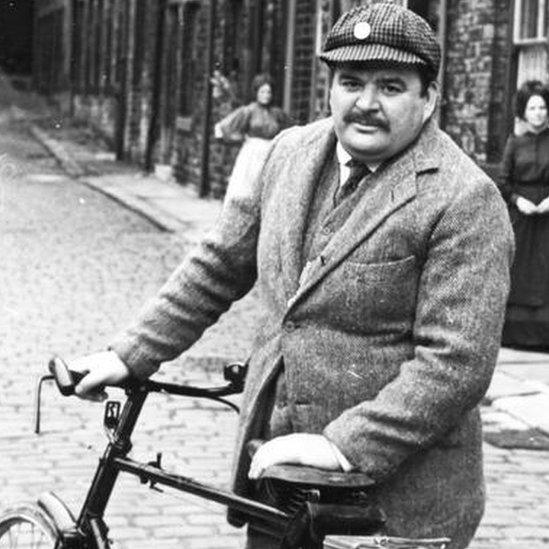 Paul Shane as Baldring in A Day Out