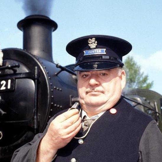 Paul Shane as Jack Skinner in Oh, Doctor Beeching!