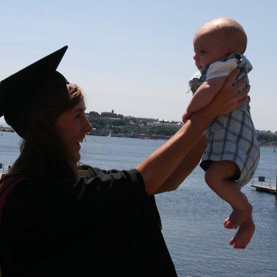 Rwth Meri sent in this photo of her daughter Kelly holding her baby brother Cynan in Cardiff Bay in lovely sunshine on her graduation day from Cardiff Metropolitan University