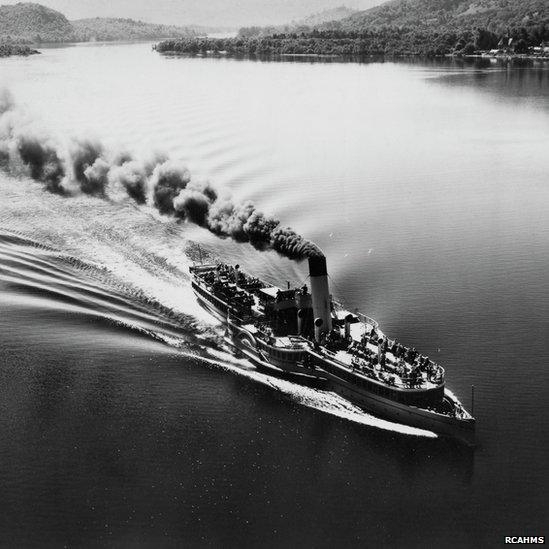 Steamer on Loch Lomond