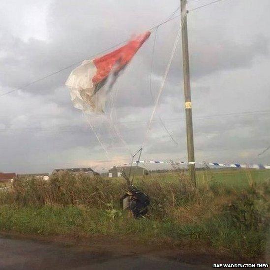 Parachute and ejector seat from the plane