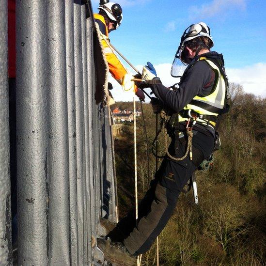 Worker on Pontcysyllte Aqueduct