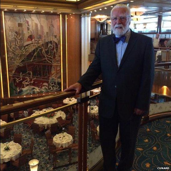 Commodore Ron Warwick, master of the Queen Mary 2