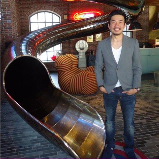 Picture of slide-themed hotel in Taiwan