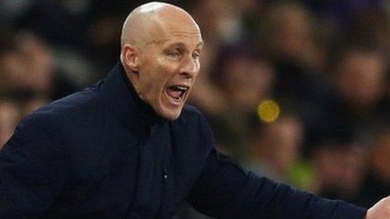 Former Swansea manager Bob Bradley