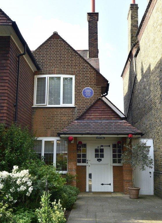 Tommy Cooper"s former home in Chiswick