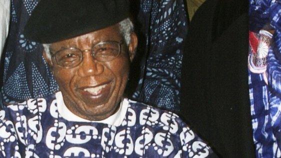 Chinua Achebe in 2009