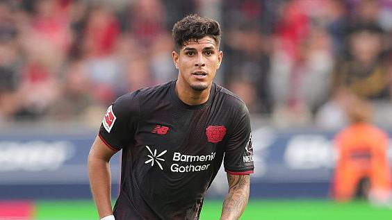 Piero Hincapie in action for Bayer Leverkusen
