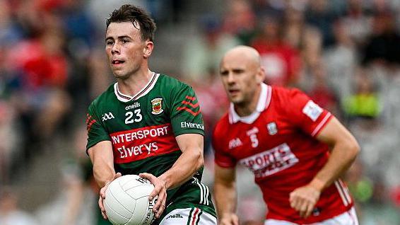 Paul Towey en acción contra Cork.