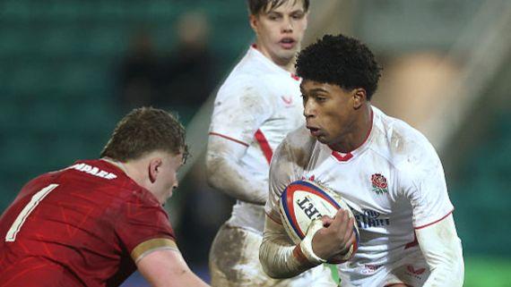 England star Noah Caluori attacks with the ball in hand