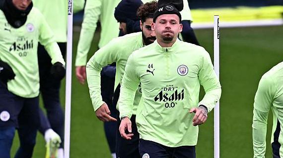 Kalvin Phillips in Manchester City training