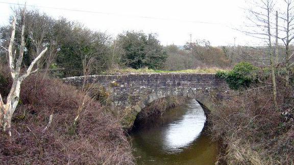 A photo of the bridge
