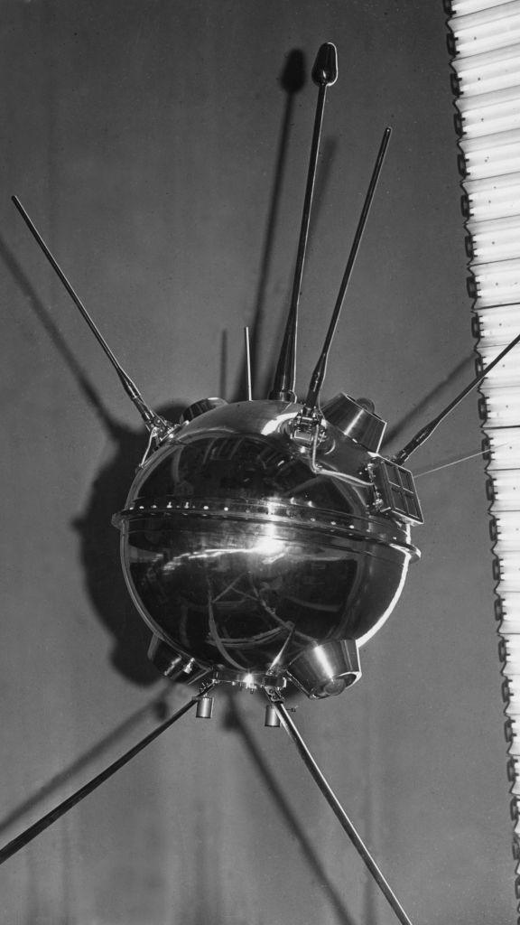 Luna 2 soviet moon probe, lunik 2, 1959.