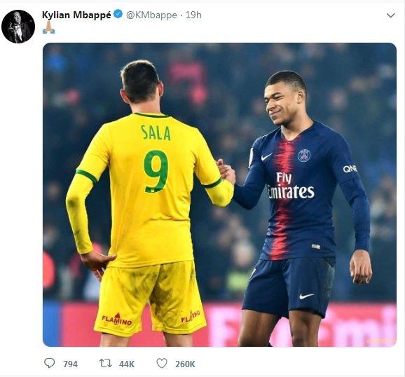 twitter post by Kylian Mbappé with a photo of himself and Sala.