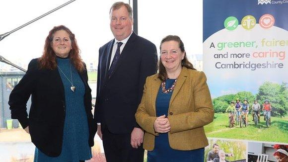 Cllrs Elisa Meschini, Tom Sanderson and Lucy Nethsingha