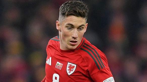 Harry Wilson in action for Wales