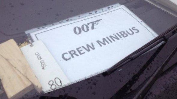 007 crew minibus sign