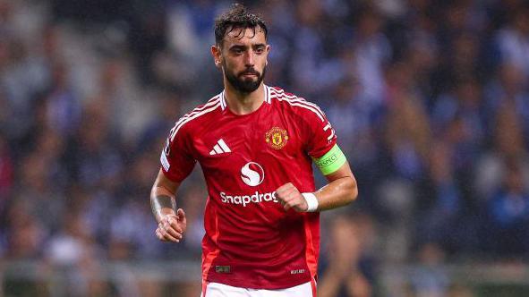 Bruno Fernandes playing for Manchester United