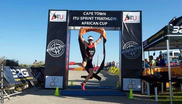 Richard Murray wins 2014 ATU African Sprint Cup triathlon in Cape Town, South Africa