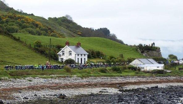 Peloton on north coast