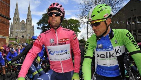 Overall leader Michael Matthews of Australia and Maarten Tjallingii at the start of stage three