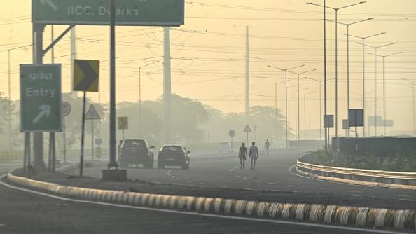 Early morning haze in Delhi