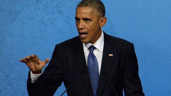 Obama speaks at a meeting in China