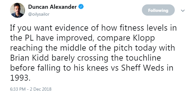 Tweet about former Manchester United assistant manager Brian Kidd running on to the pitch after a late winner in 1993