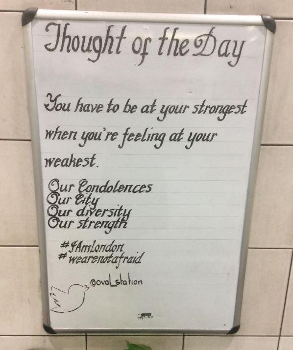 Screen grab of tweet by @Oval_station