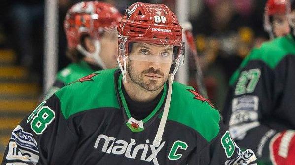 Joey Martin in action for Cardiff Devils