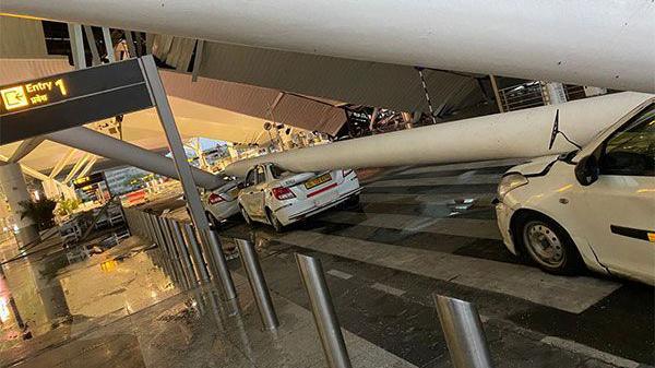 Delhi airport roof collapse