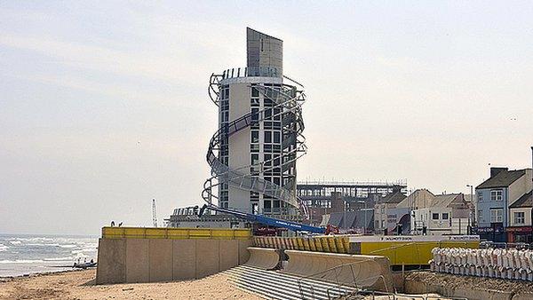 Redcar vertical pier