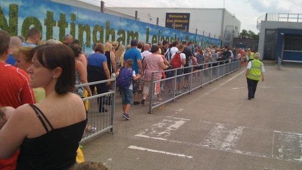 A queue outside East Midlands Airport