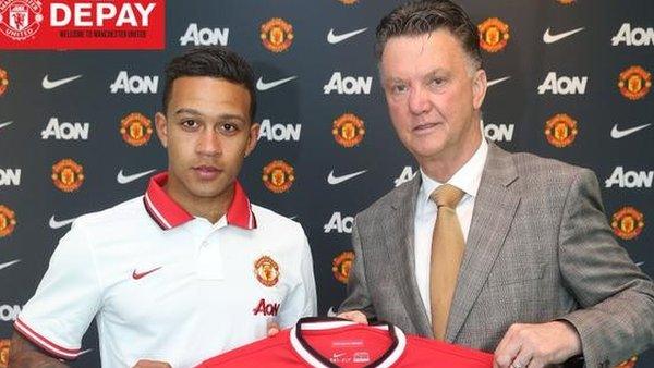 Memphis Depay and Louis van Gaal