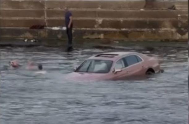 Car in water off Sandbanks