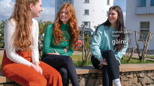 Dealbh de dh'oileanaich aig Sabhal Mòr Ostaig