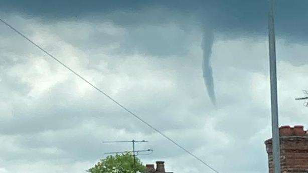 Funnel cloud over Leighton Buzzard, Bedfordshire.