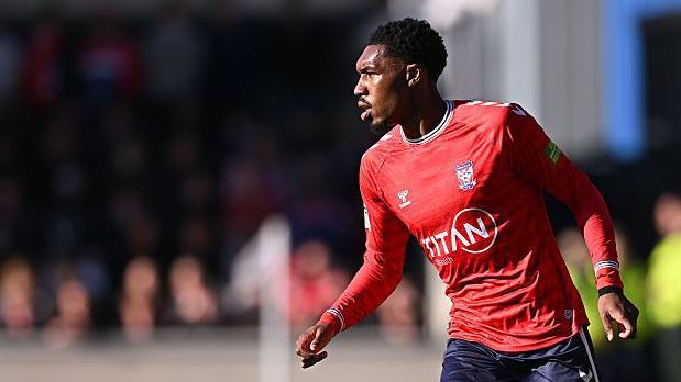 Malachi Fagan-Walcott in action for York City