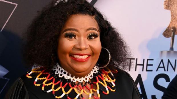 Winnie Khumalo: South African singer and actress dies aged 51 - BBC News