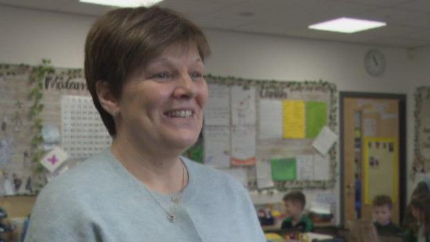 Sarah Fhriseal, Ceannard Foghlaim is Ionnsachaidh aig Stòrlann