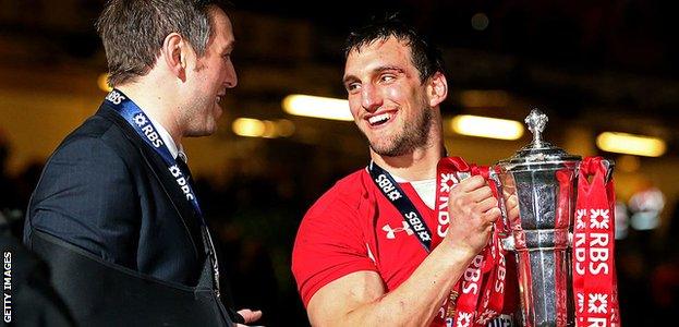 Sam Warburton and Ryan Jones celebrate winning the 2013 Six Nations