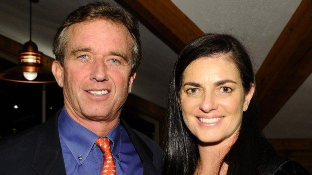 Robert F Kennedy Jr and estranged wife Mary Kennedy attend a fundraiser on 4 December 2010