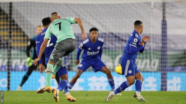 Richarlison scores for Everton against Leicester