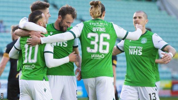 Hibernian celebrate