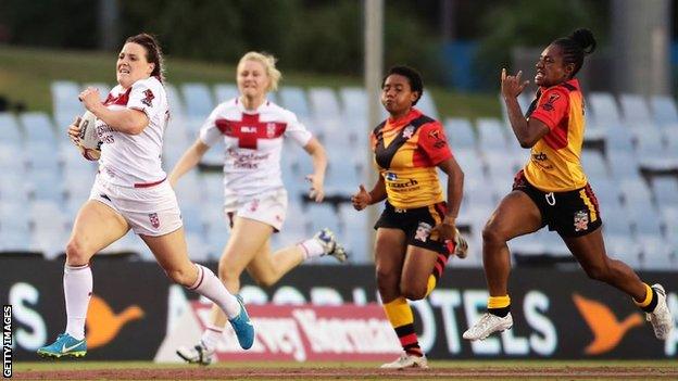 Amy Hardcastle makes a break for England