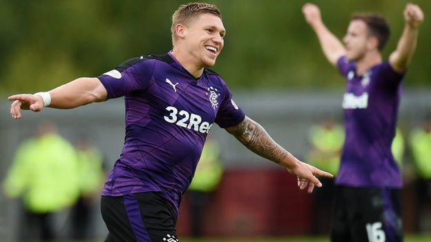 Martyn Waghorn celebrates his Rangers goal