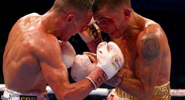 Josh Warrington against Lee Selby