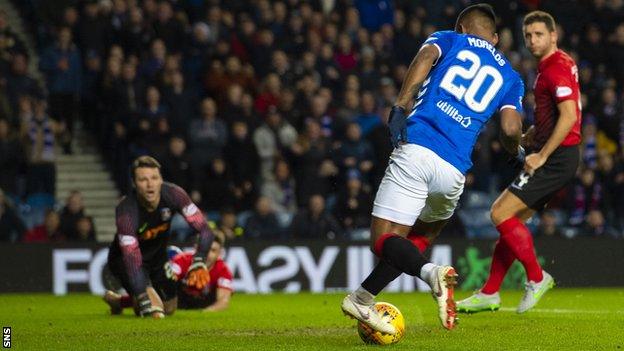 Alfredo Morelos scores for Rangers